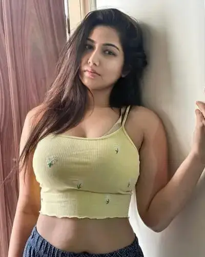 Escorts Karli